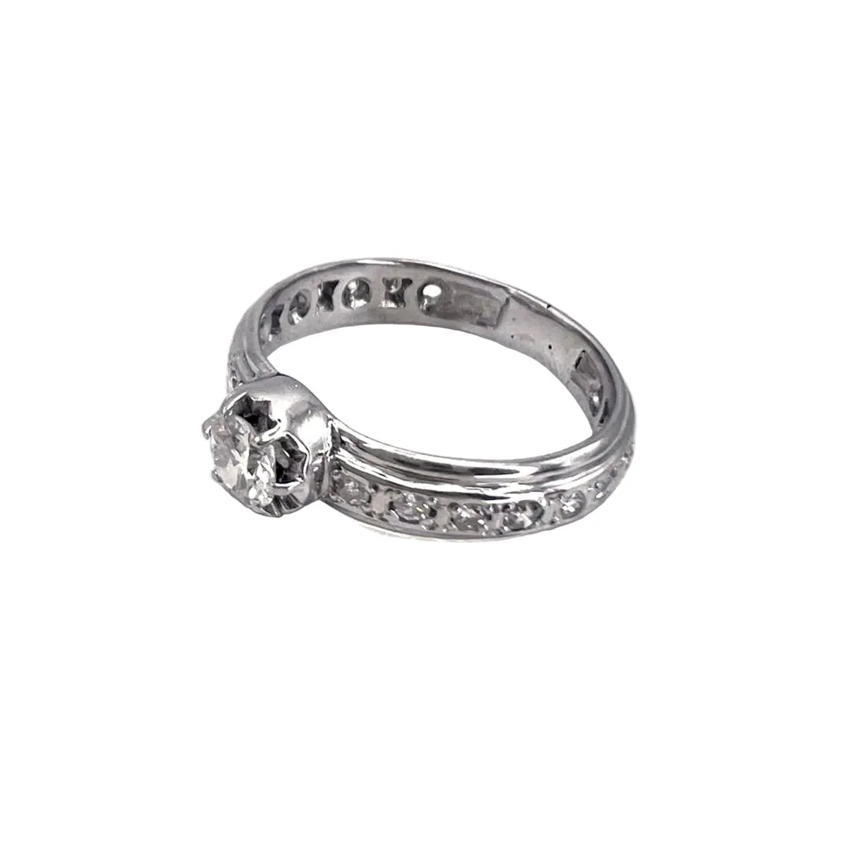 Ring Solitaire in white gold and diamonds - Image 3