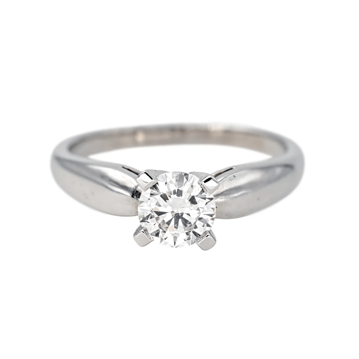 Ring Solitaire in paltinium and diamond