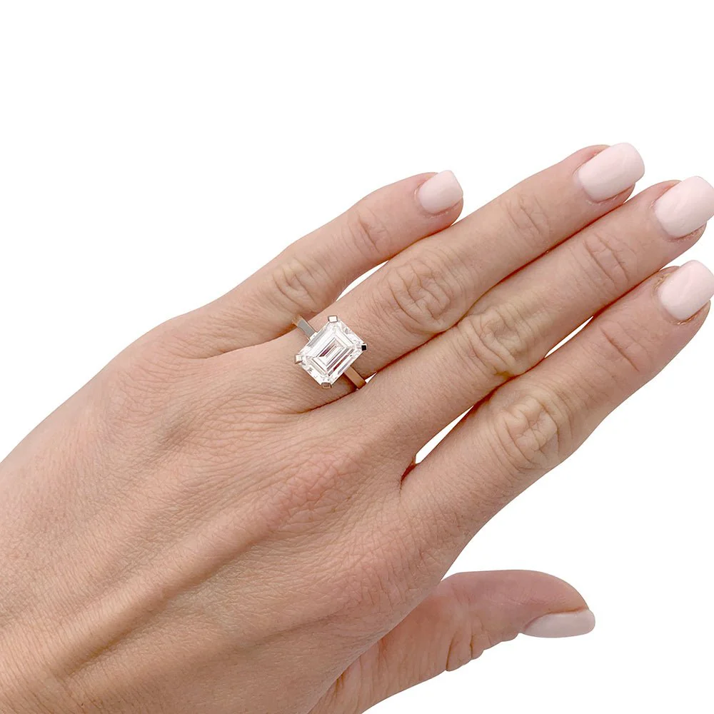 Solitaire ring in platinum, white gold and diamond - Image 2