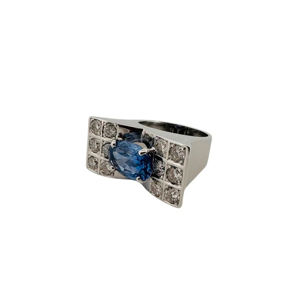 Tank ring in white gold sapphire and diamonds - Image 7
