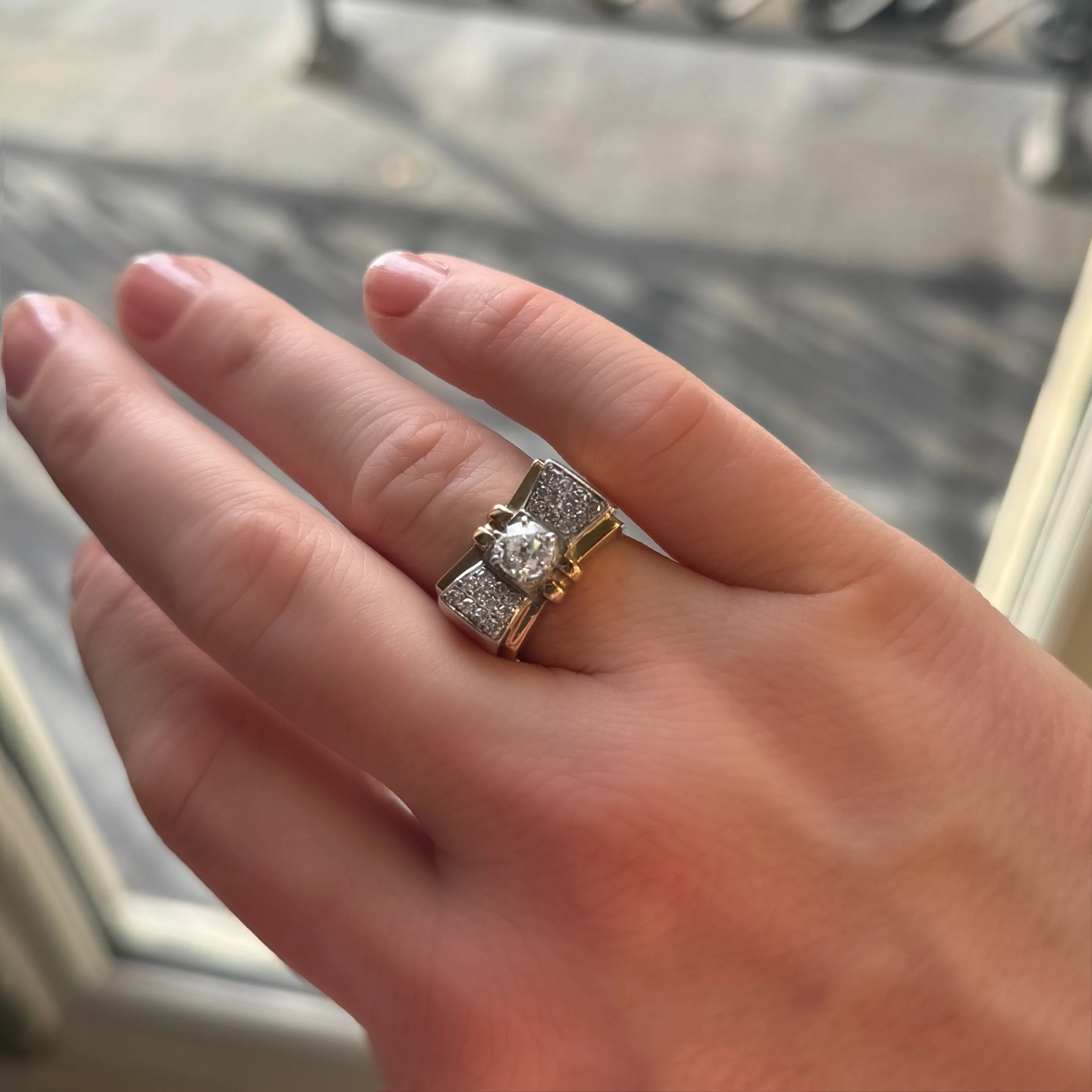 Tank ring in white gold, yellow gold, platinum and diamonds - Image 2