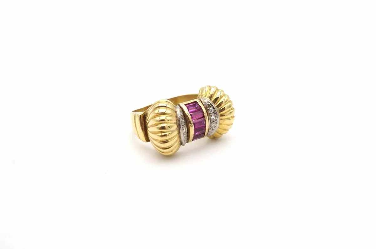 Ruby and diamond tank ring in yellow gold - Image 5
