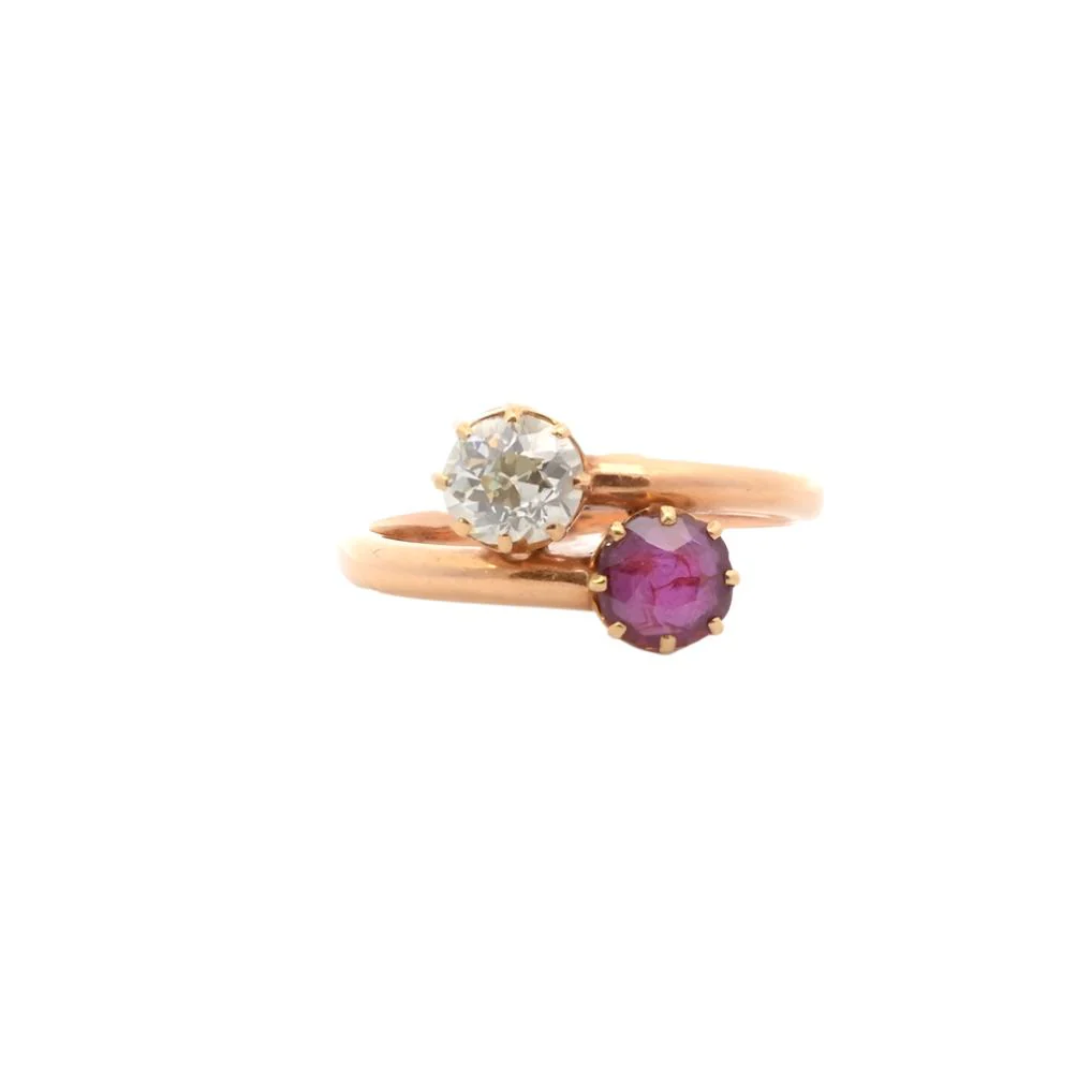 You and Me ring in yellow gold, ruby and diamond
