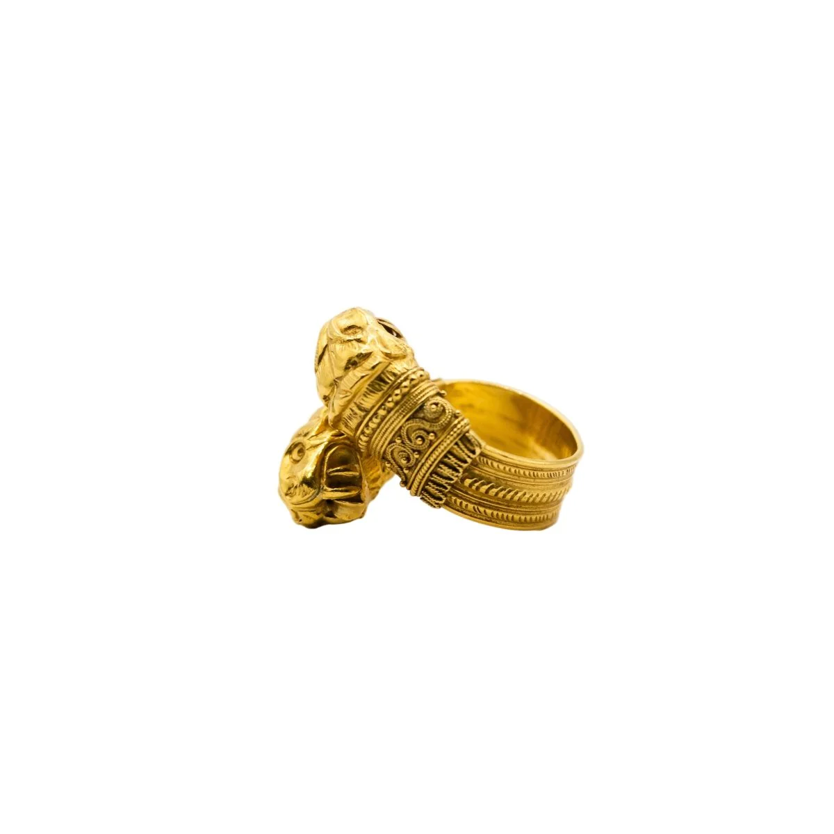 Toi et Moi Lion head ring in yellow gold - Image 3