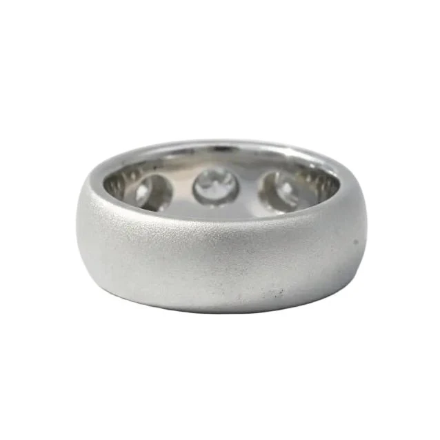 Trilogy Ring in White gold and Diamonds - Image 4