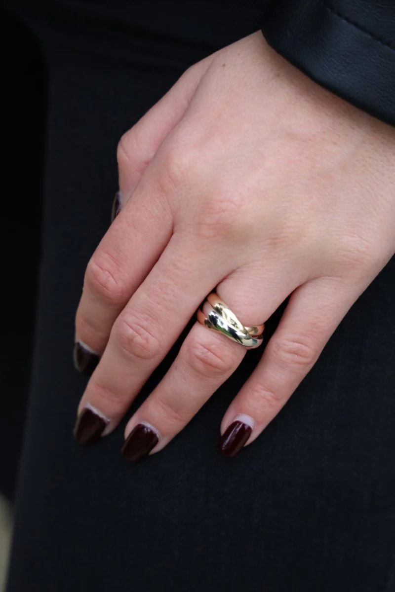 Trilogy Ring Yellow Gold - Image 2