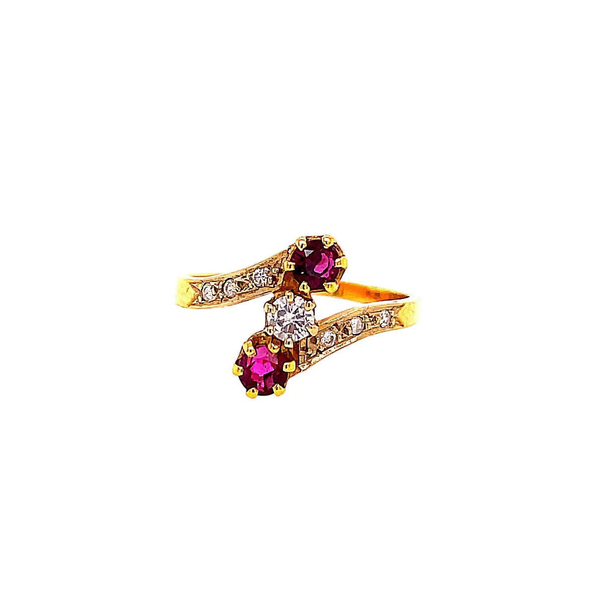 Ring Trilogy in yellow gold, ruby, and diamonds