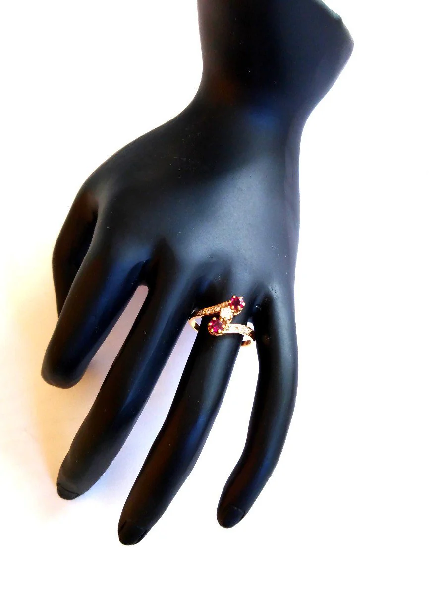 Ring Trilogy in yellow gold, ruby, and diamonds - Image 5