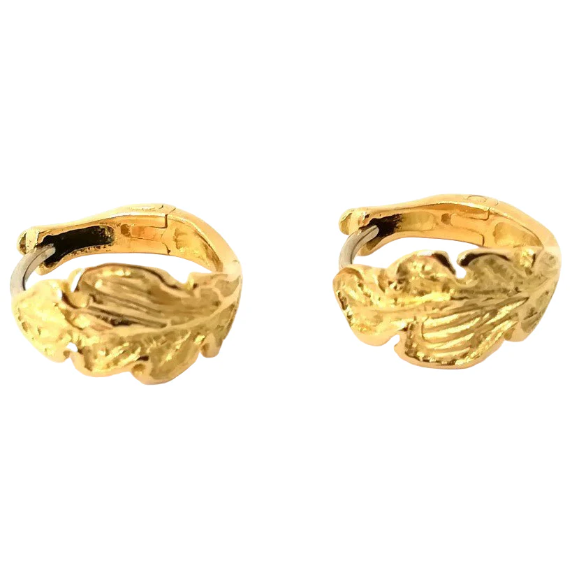 Earrings in yellow gold and white gold