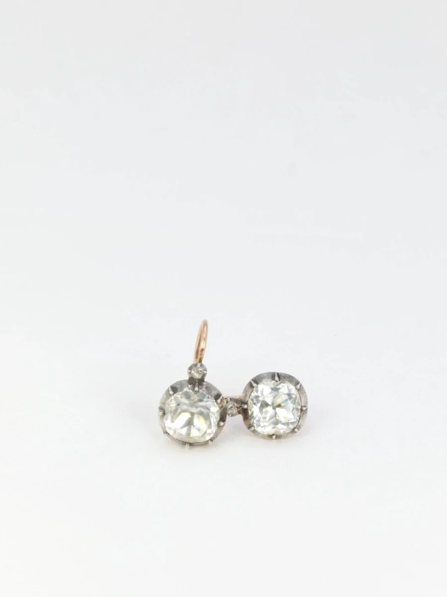 Old sleeper earrings in gold and Rhine stones - Image 8