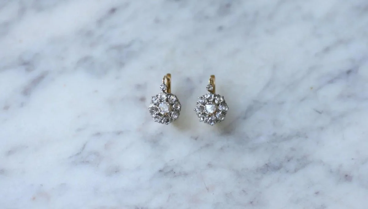 Earrings Marguerite sleepers in yellow gold and diamond - Image 2