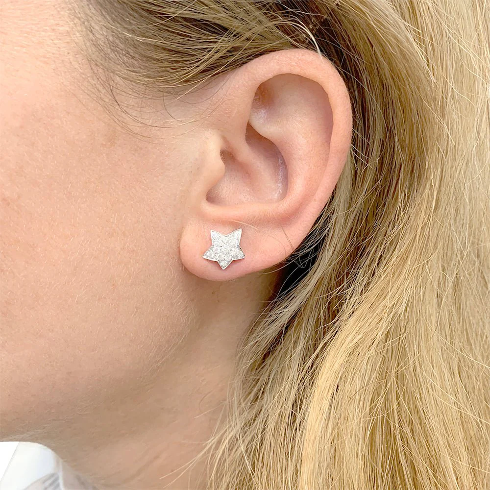 CHANEL “Comète” earrings in white gold and diamonds - Image 6
