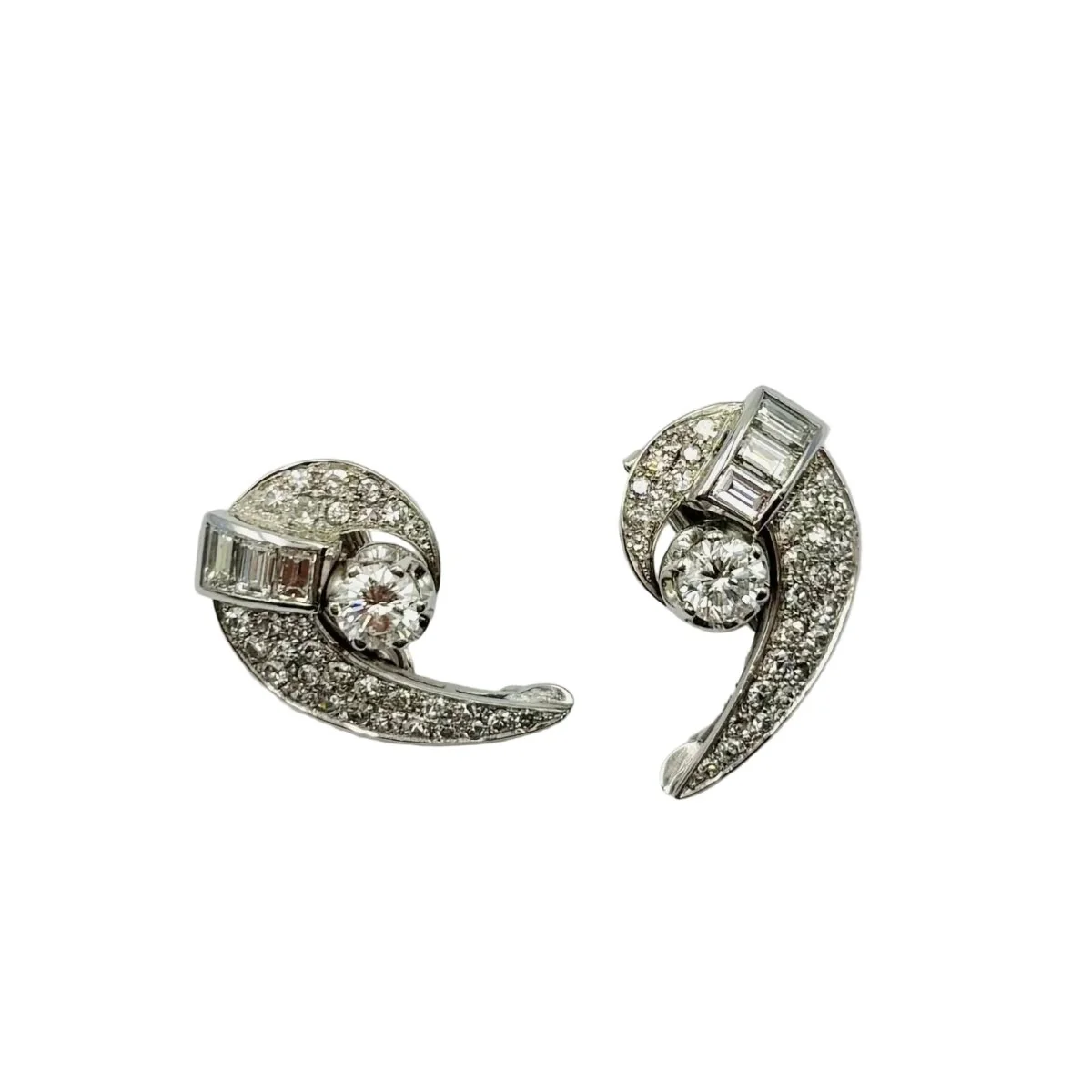 Clips Earrings in White gold, Platinum and Diamonds - Image 5