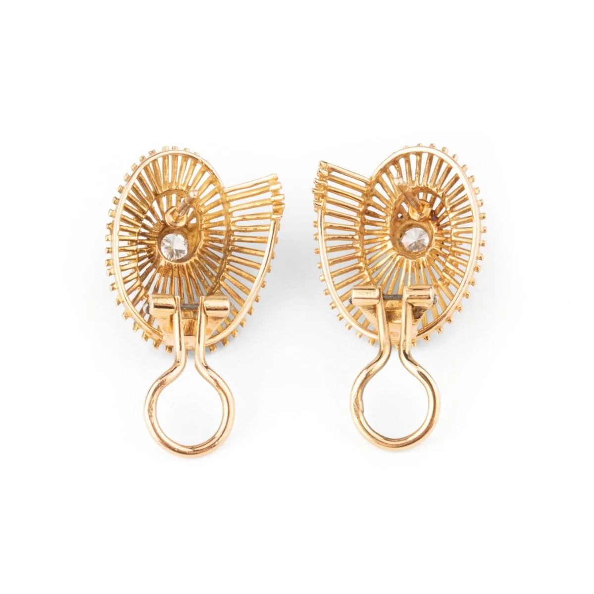 Clip-on "Foliage" earrings in yellow gold and diamonds - Image 3