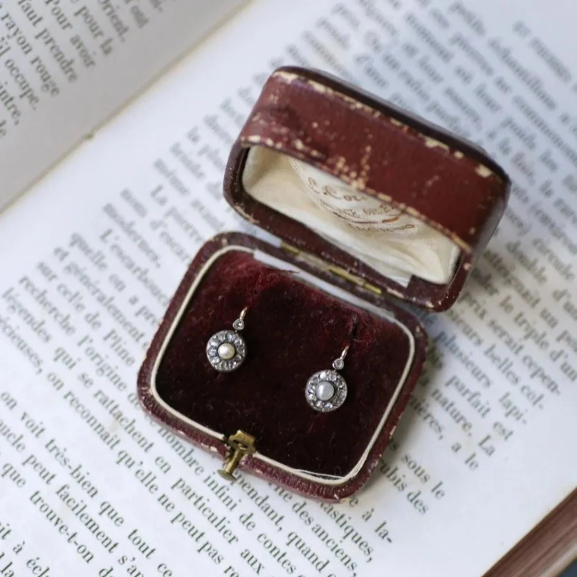 Sleeper earrings in rose gold, silver, pearls and diamonds. - Image 3