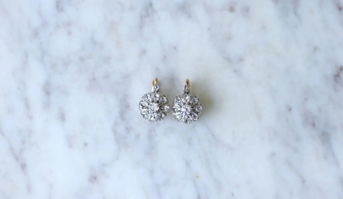 Dormeuses daisy diamond earrings - Image 10