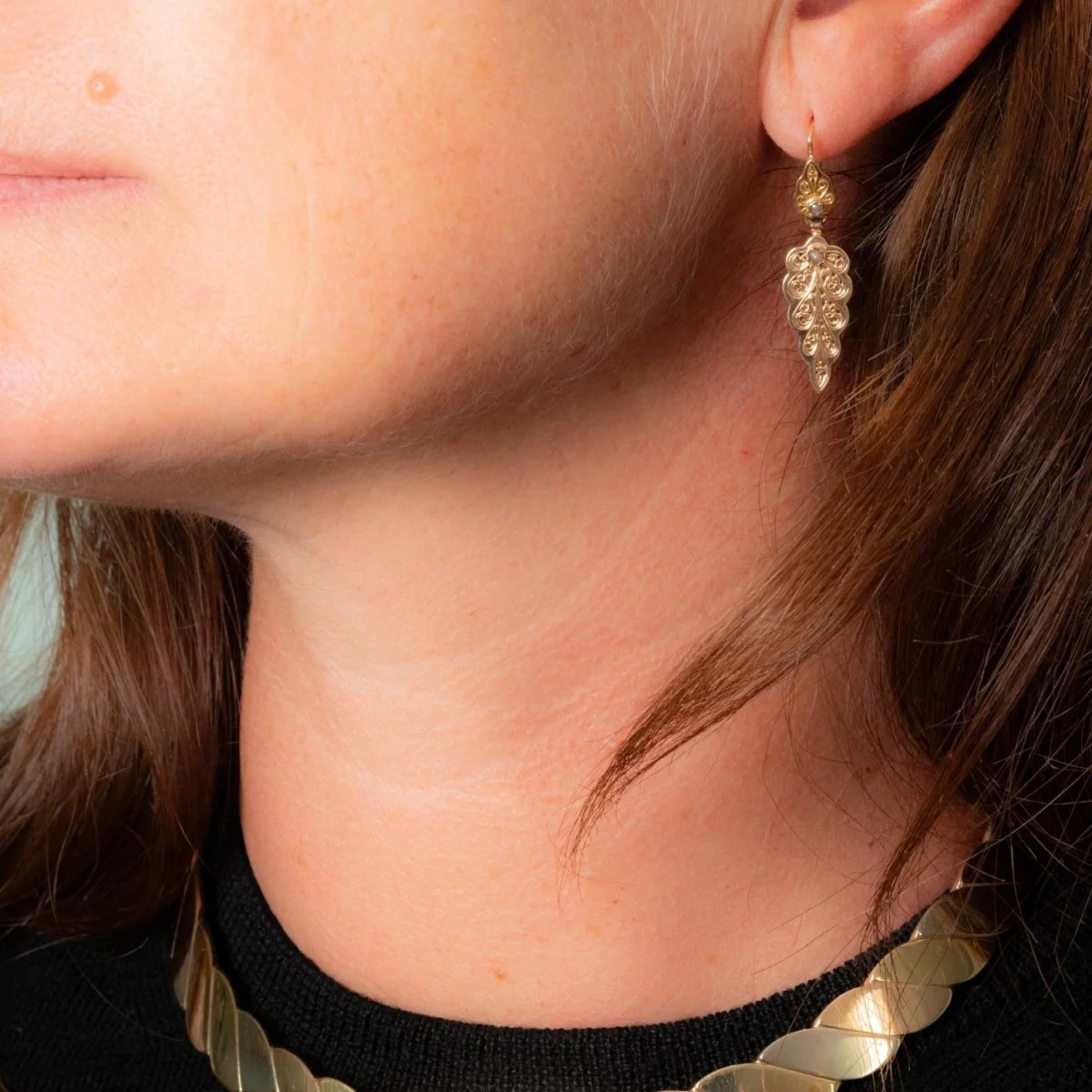 Ferns earrings in yellow gold and pearls - Image 2