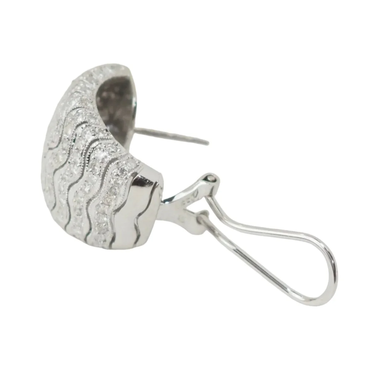 White Gold and Diamond Clip-On Earrings - Image 7