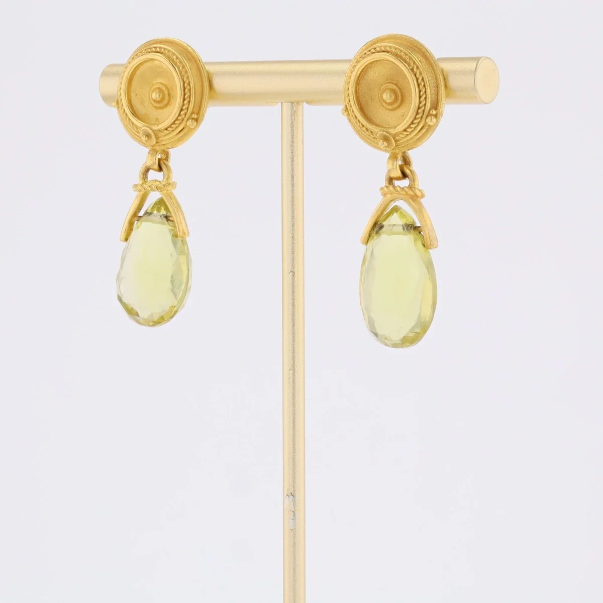 Earrings pendant in yellow gold and lemon quartz - Image 4