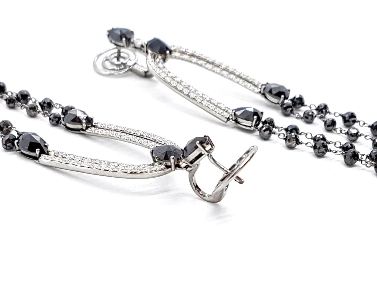 Dangling earrings in white gold and diamonds - Image 7