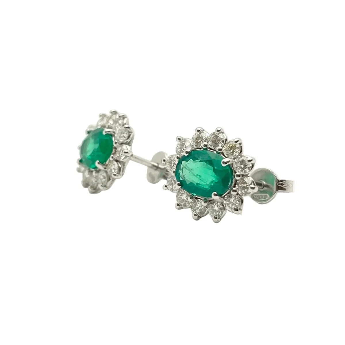 White Gold Earrings with Emeralds and Diamonds - Image 2