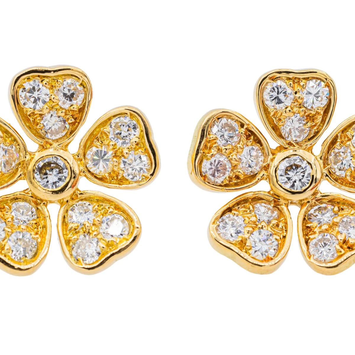 Flowers earrings in yellow gold and diamonds - Image 7