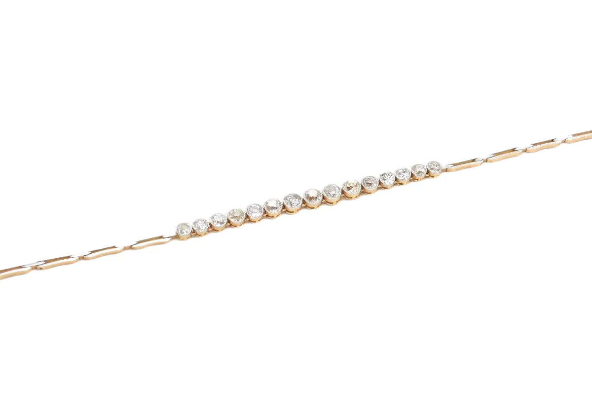Flexible bracelet in yellow gold and diamonds - Image 2