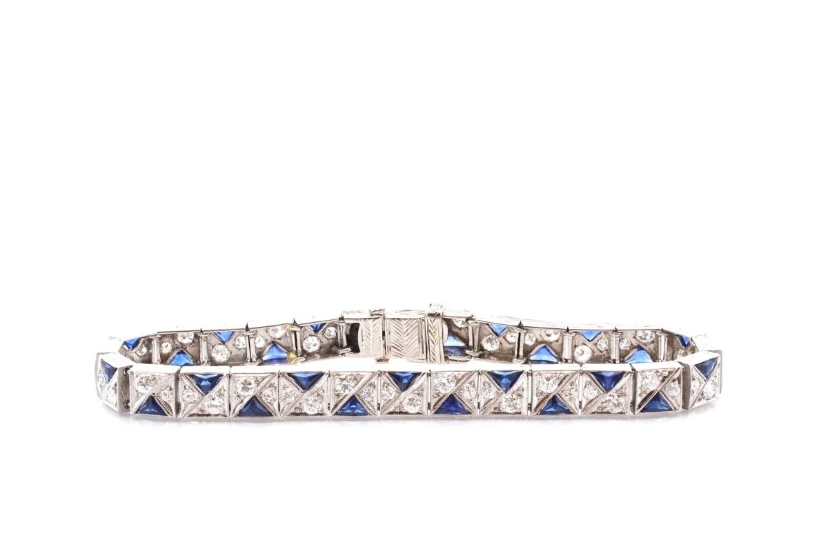 Art Deco bracelet in platinum and sapphires