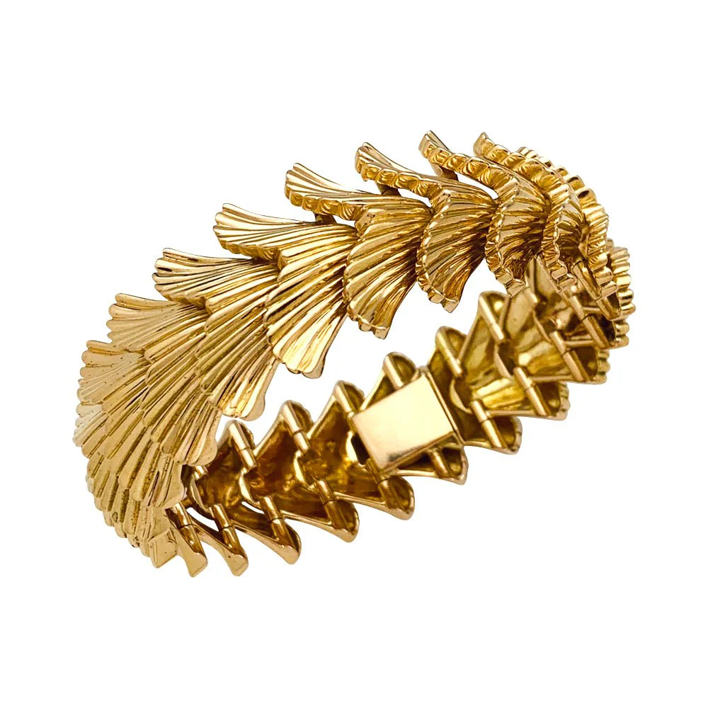 Articulated bracelet in yellow gold