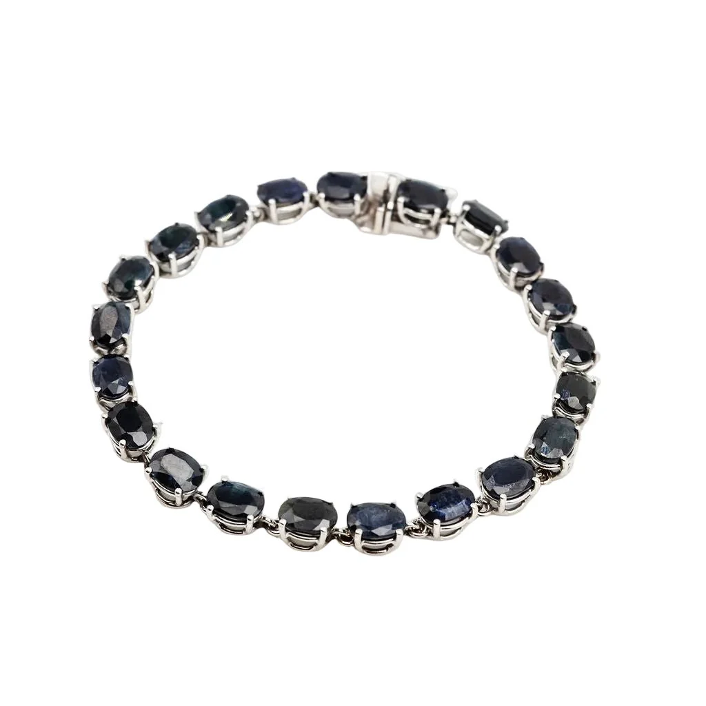 Bracelet in white gold and sapphires - Image 4