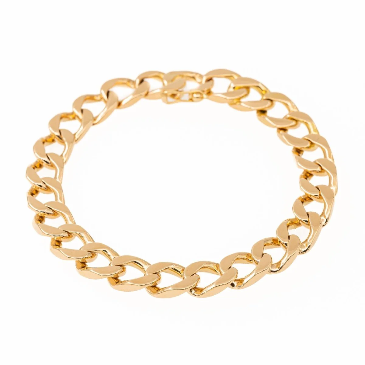 Solid Curb Bracelet in yellow gold
