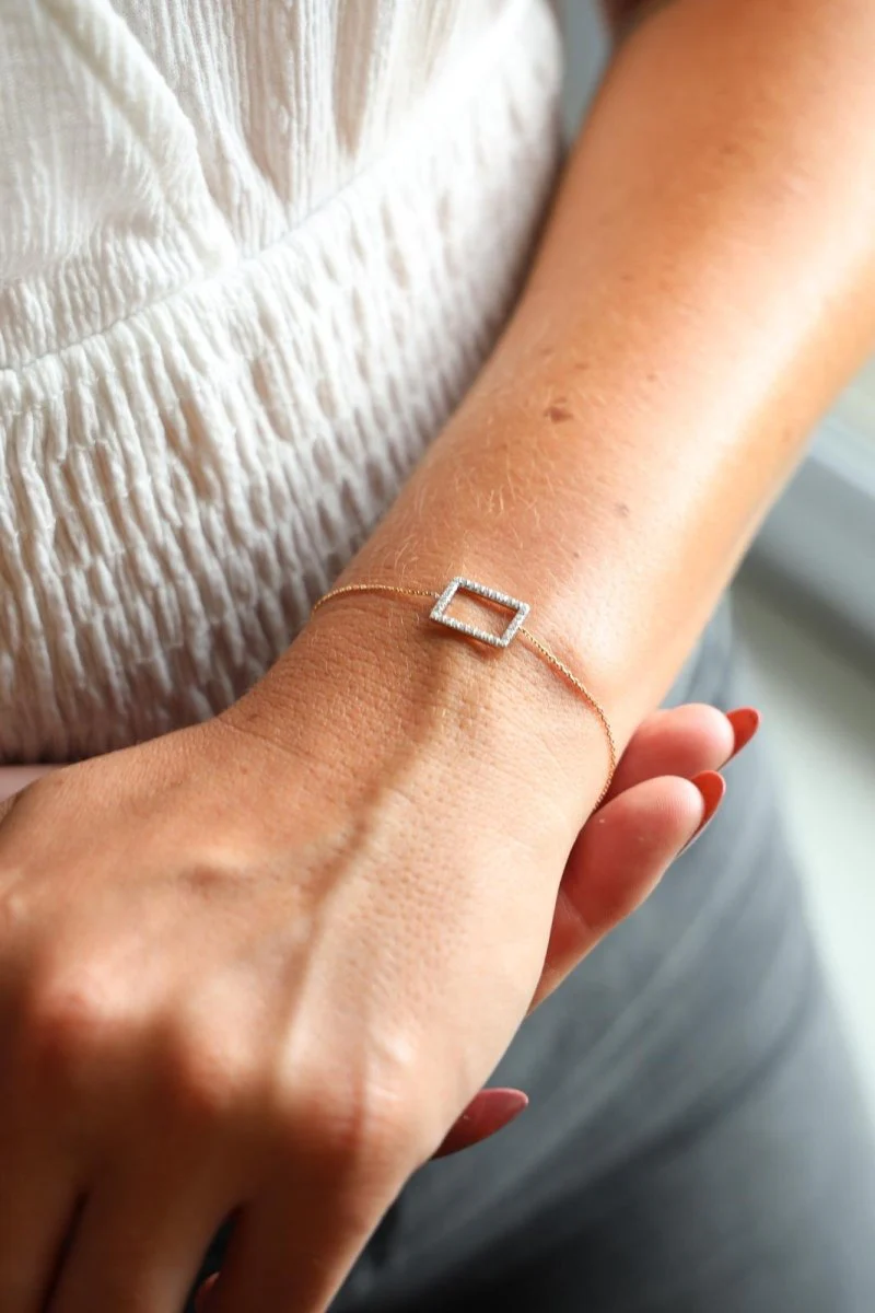 Rose gold and diamond bracelet - Image 2