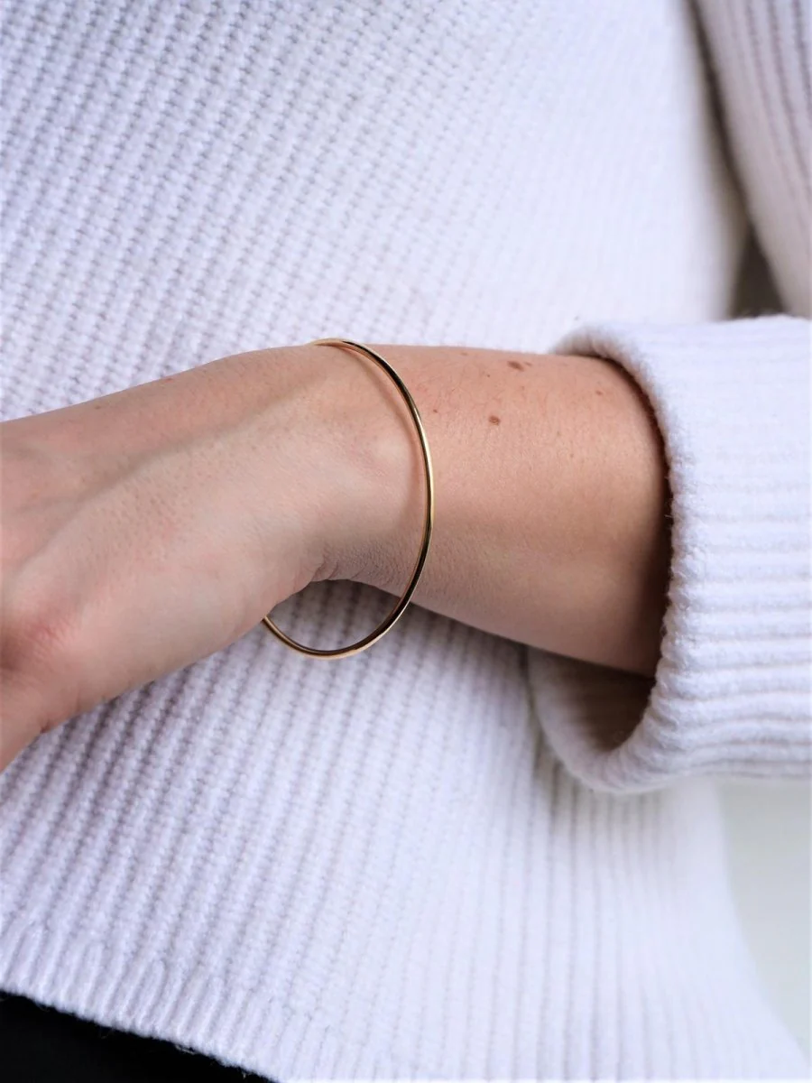 Yellow gold bangle bracelet - Image 3