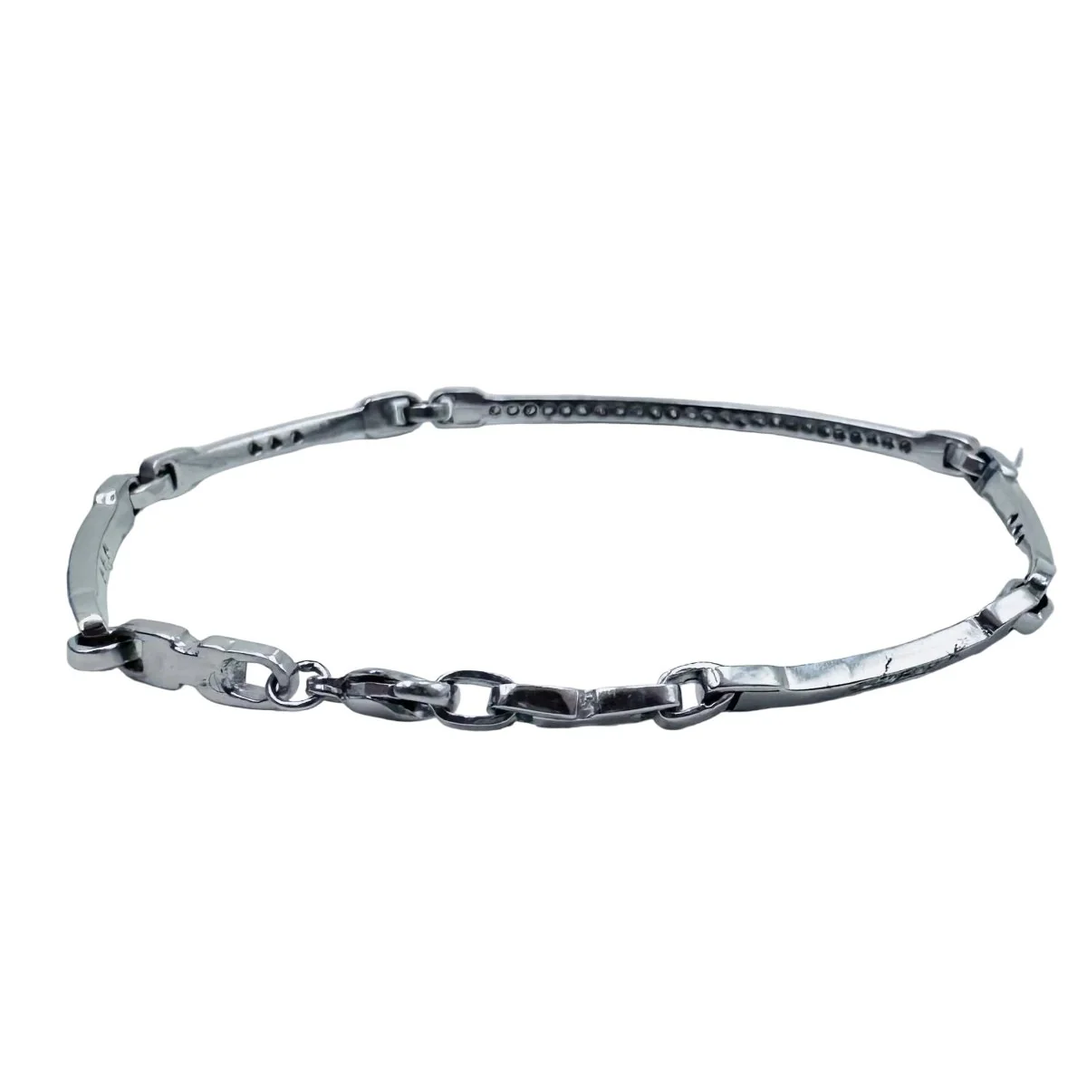 "Ligne" Bracelet in White Gold and Diamonds - Image 5