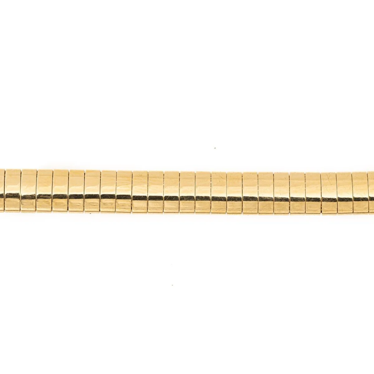 Omega mesh bracelet in yellow gold - Image 4