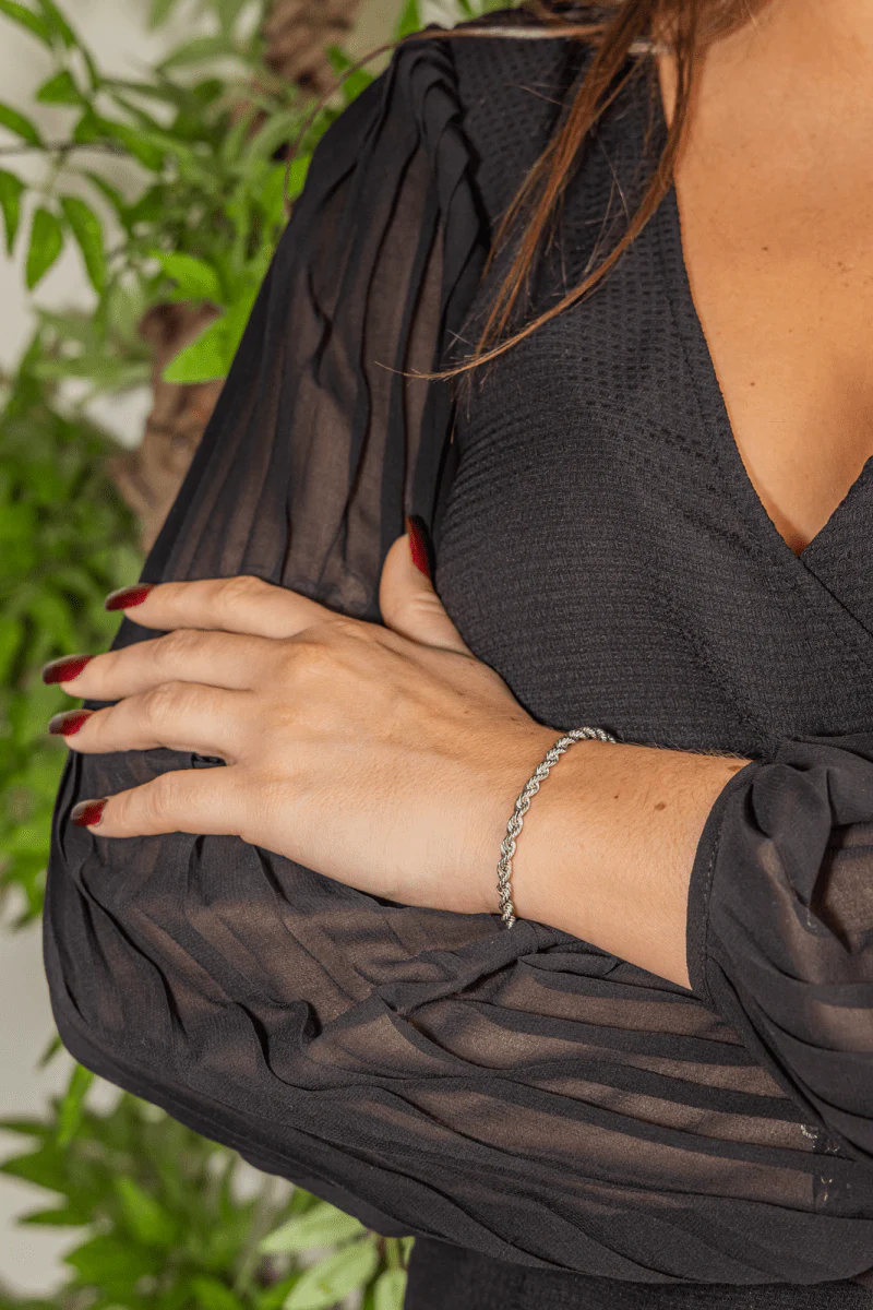 White Gold Twisted Mesh Bracelet - Image 2