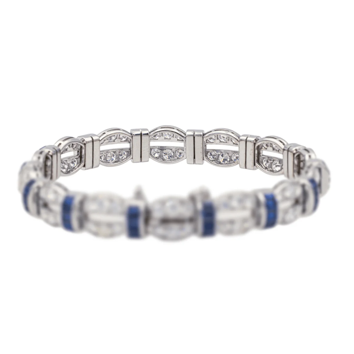 Bracelet at white gold, sapphires and diamonds - Image 4