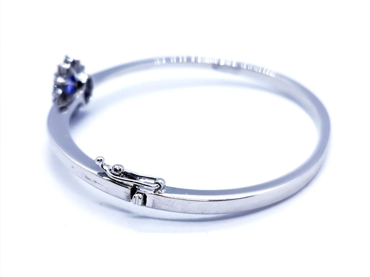 Bangle bracelet in white gold and tanzanite - Image 11