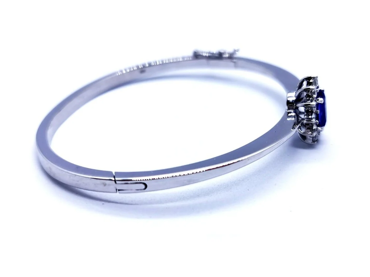 Bangle bracelet in white gold and tanzanite - Image 6