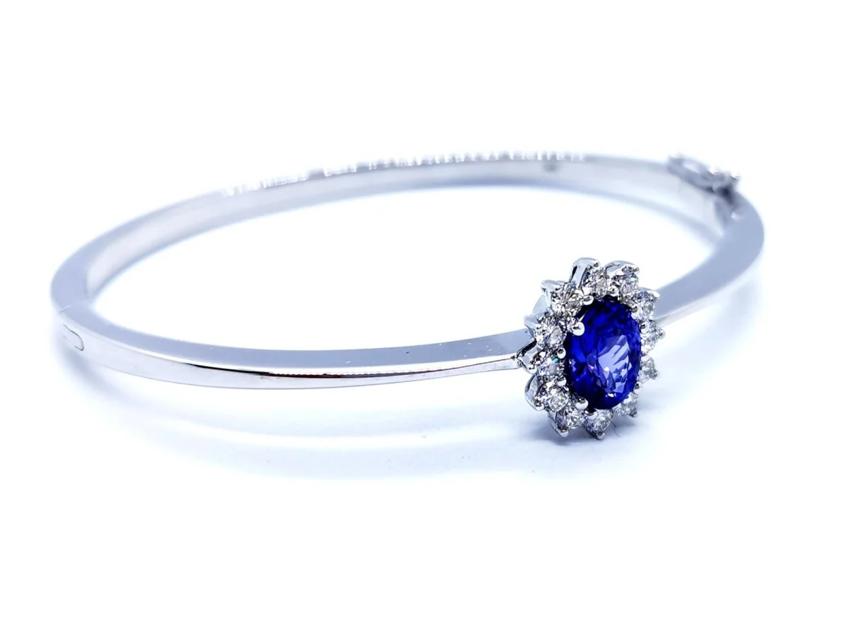 Bangle bracelet in white gold and tanzanite - Image 7