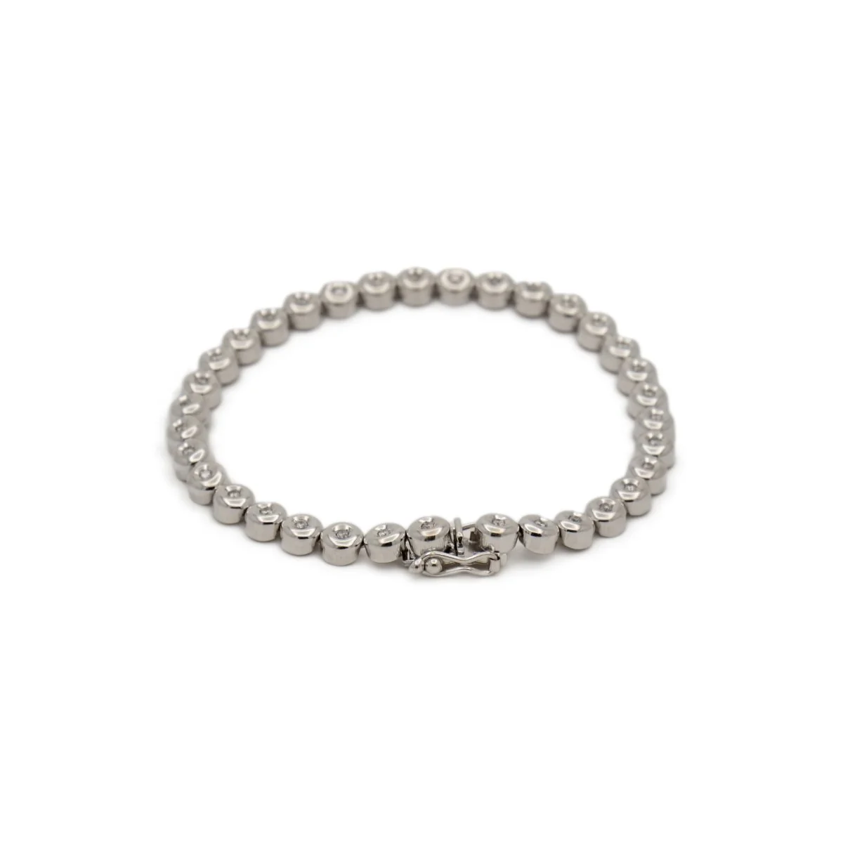 Bracelet Line in white gold and diamonds