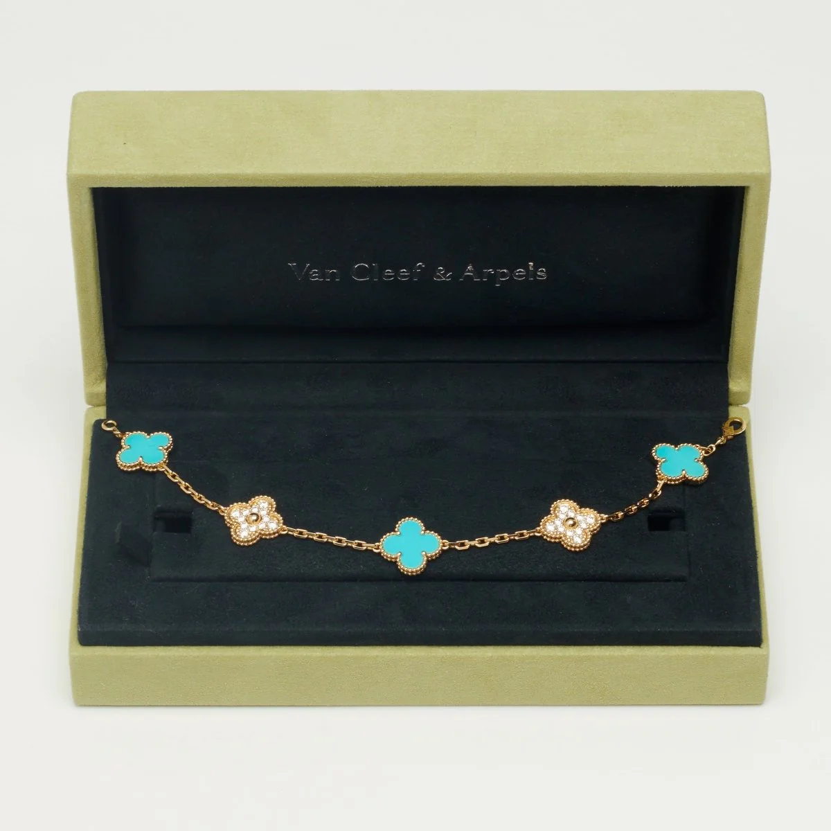 VAN CLEEF & ARPELS "Vintage Alhambra" Charm Bracelet in yellow gold, turquoise and diamonds - Image 8