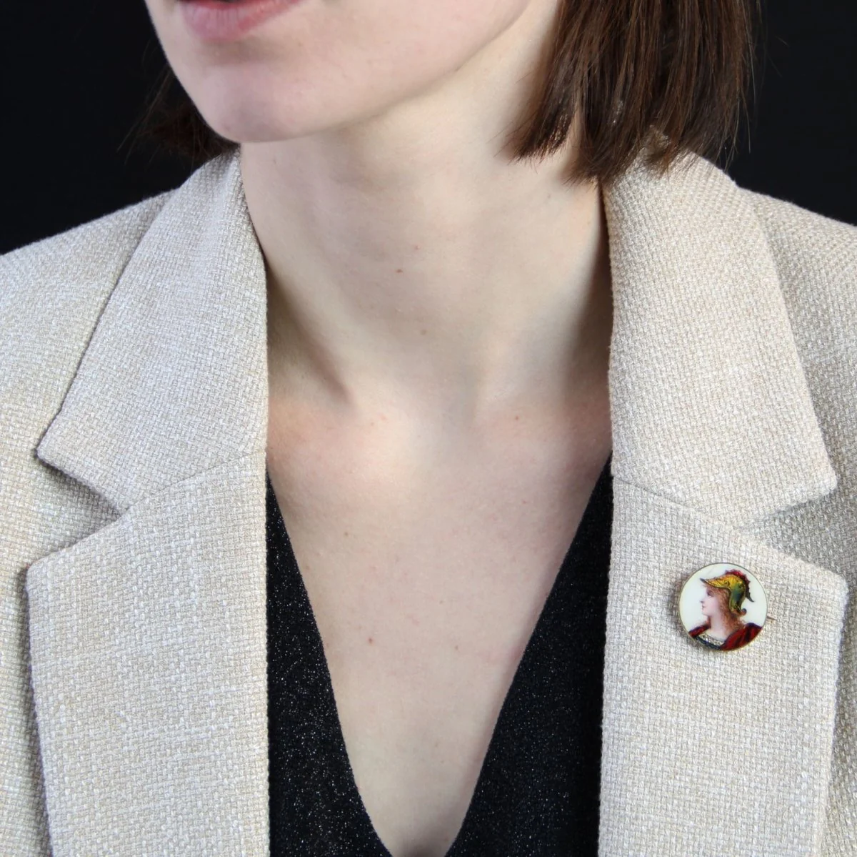 Brooch Pin in yellow gold, enamel and diamonds - Image 2