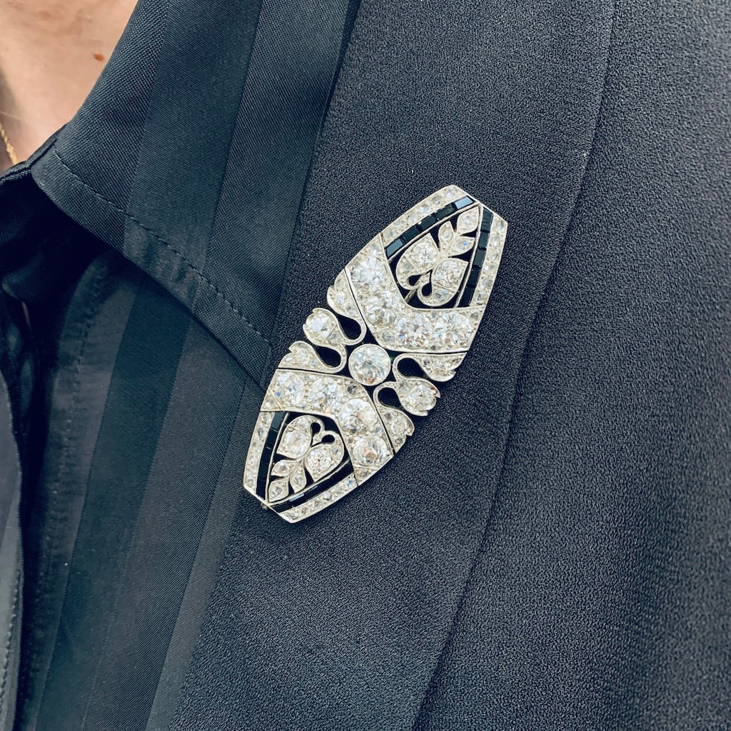 Art Deco brooch in platinum set with diamonds and onyx - Image 6
