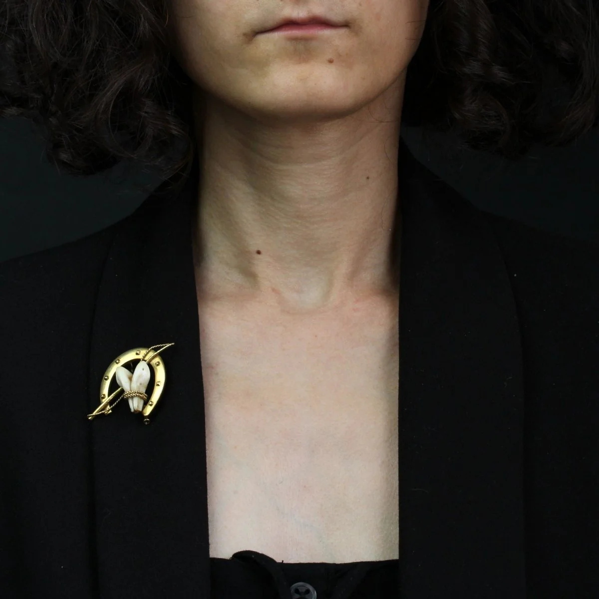 Yellow gold brooch - Image 2