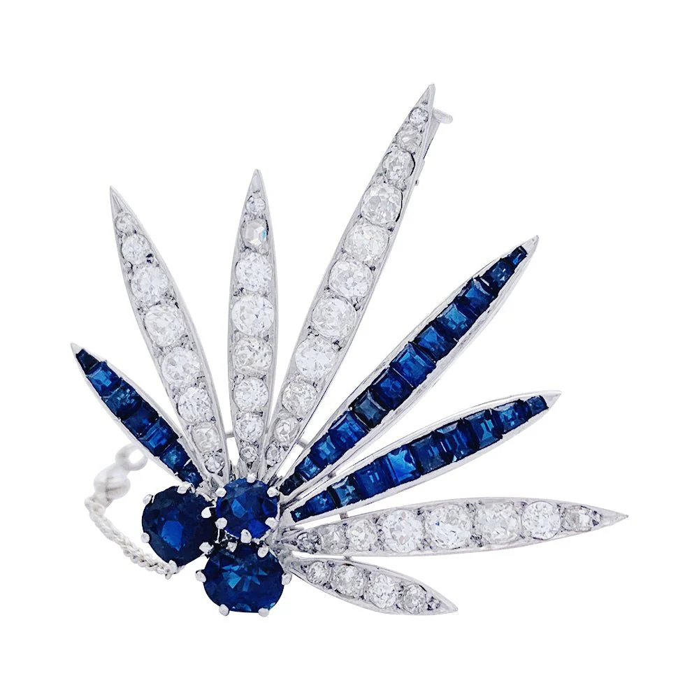 Platinum brooch set with diamonds and sapphires, Circa 1925
