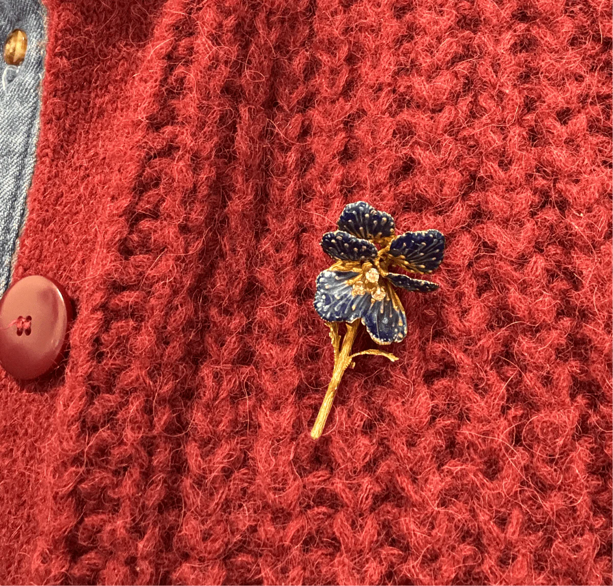 Broche ÉDOUARD RICHARDS fleur bleue en or jaune et diamant - Image 2