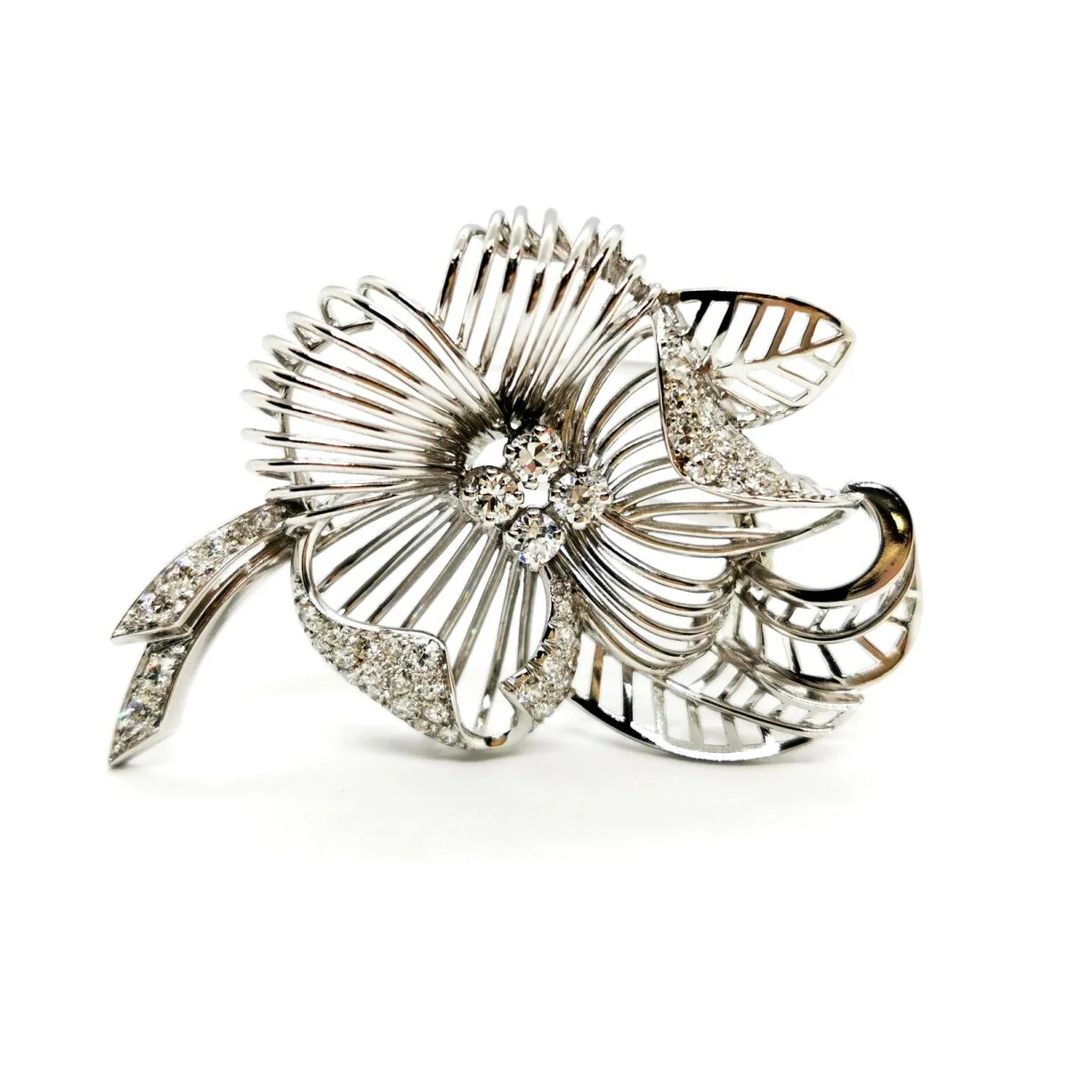 Flower brooch in white gold and diamonds - Image 4