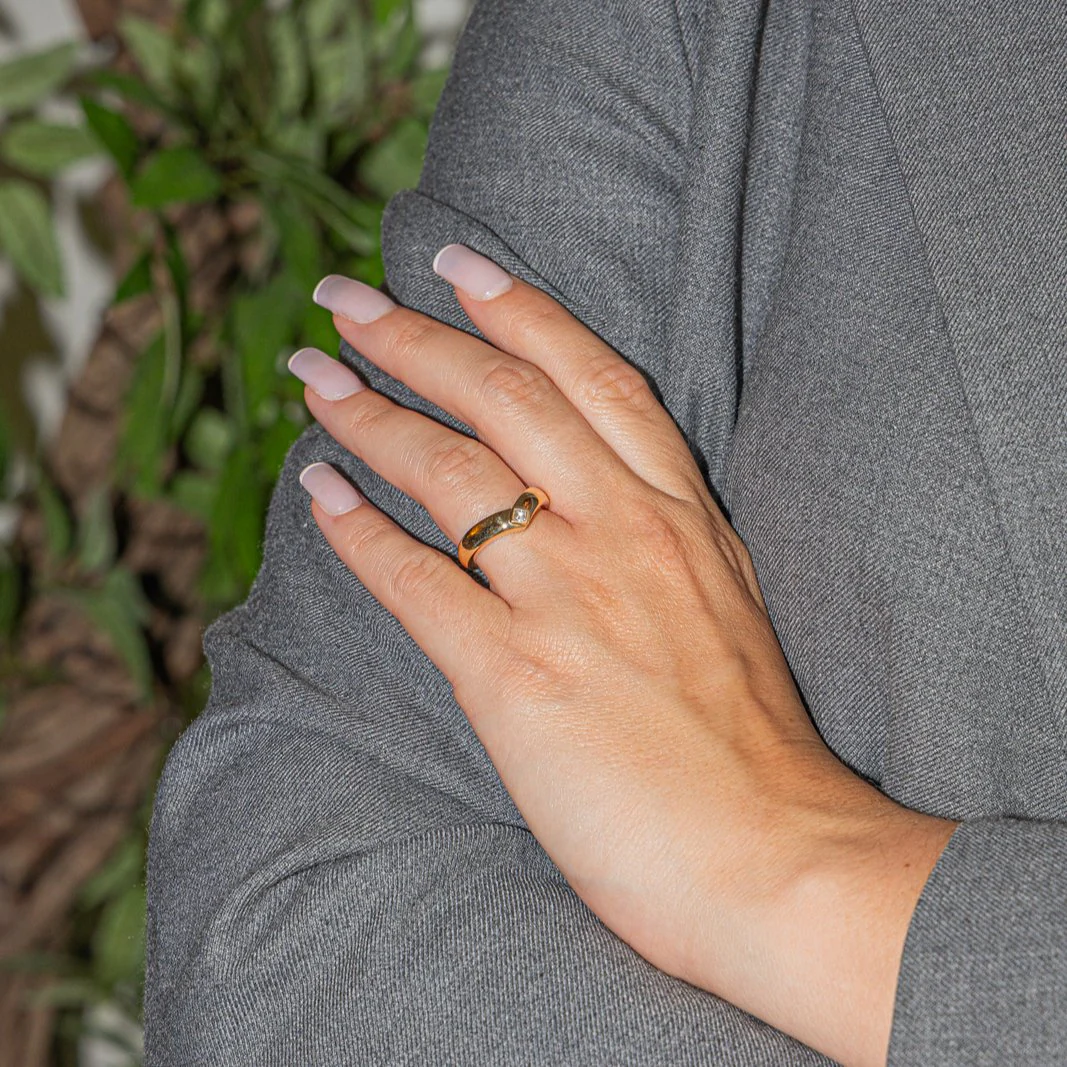 Cartier Ring Solitaire Triandre Yellow gold diamond - Image 2