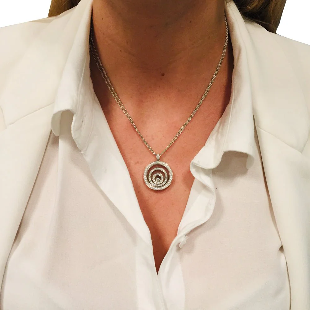 CHOPARD “Happy Spirit” necklace in white gold and diamonds - Image 5